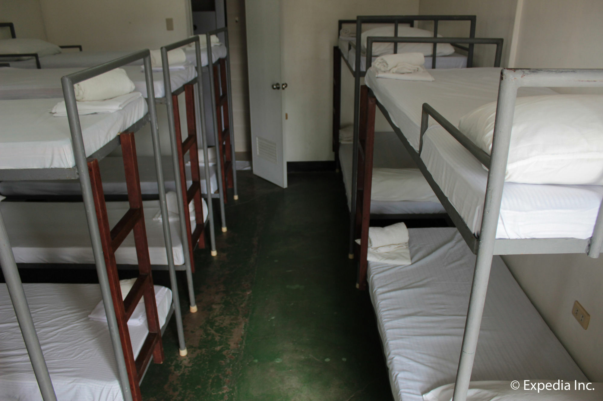 Reddoorz Plus Near Vigan Convention Center Dış mekan fotoğraf