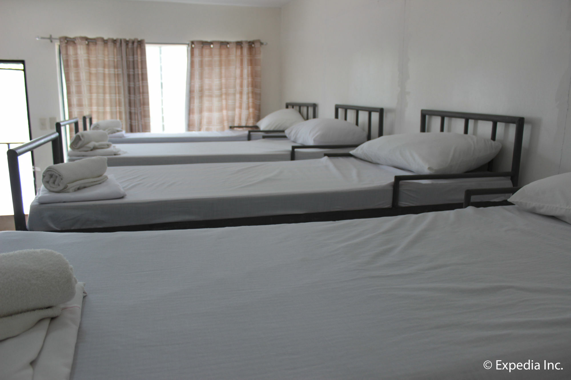 Reddoorz Plus Near Vigan Convention Center Dış mekan fotoğraf