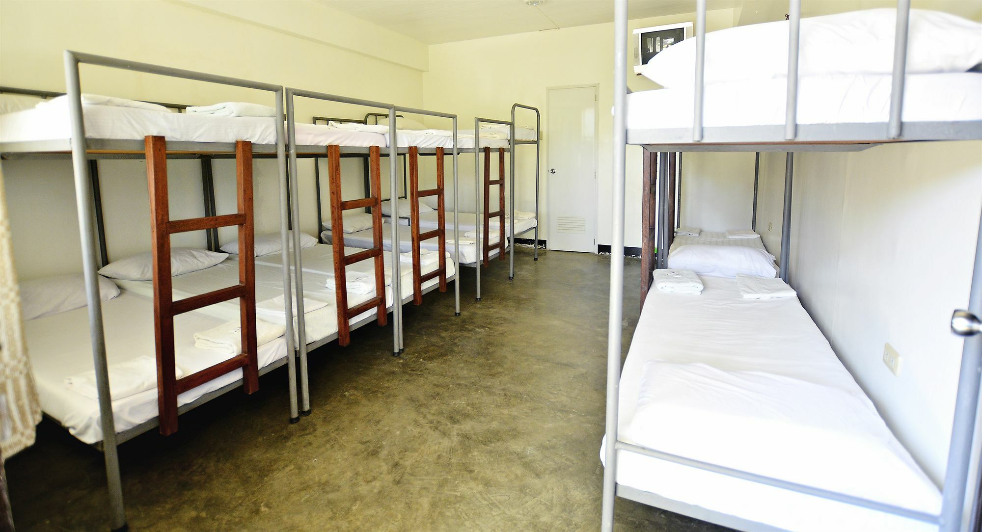 Reddoorz Plus Near Vigan Convention Center Dış mekan fotoğraf