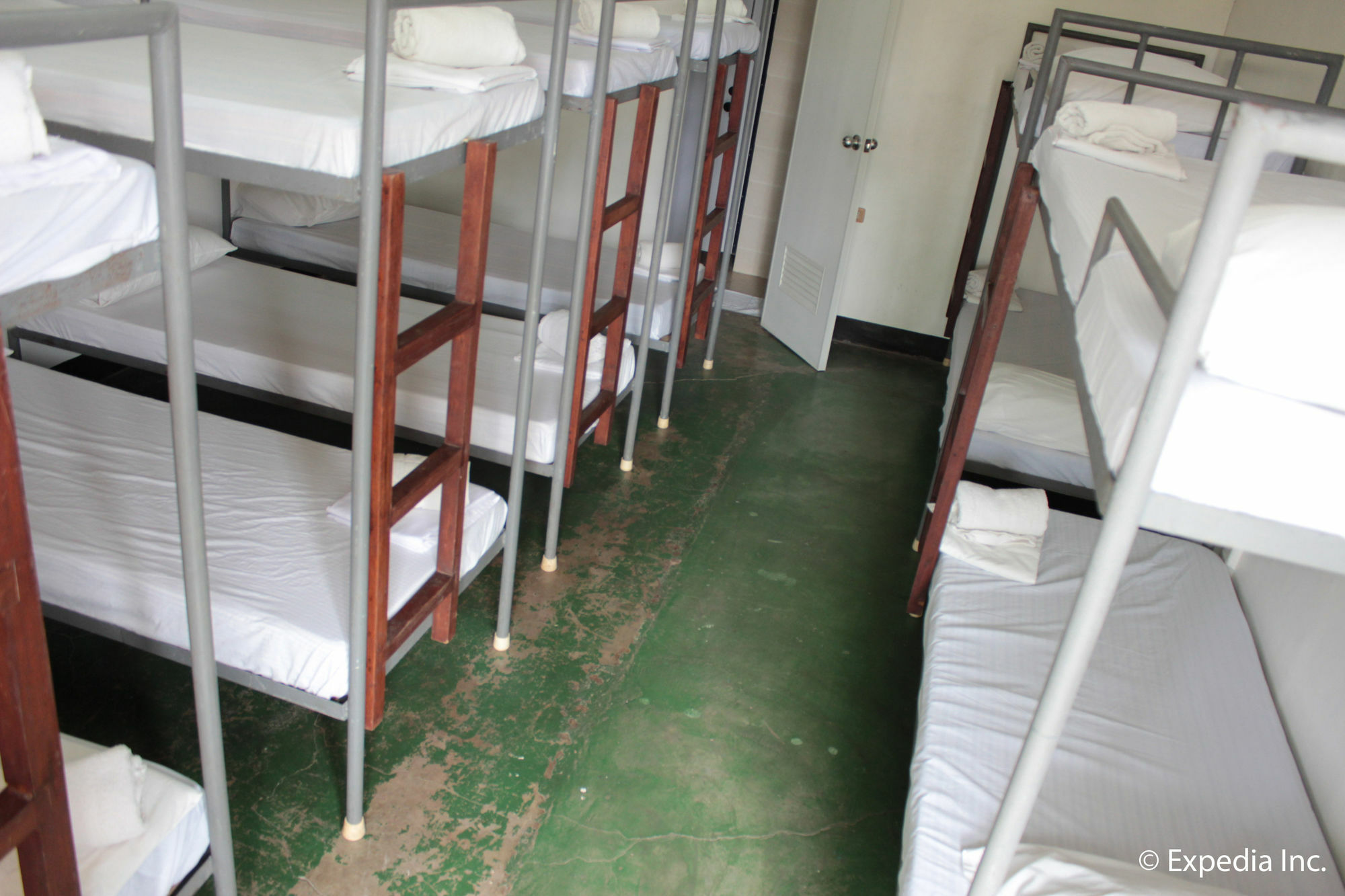 Reddoorz Plus Near Vigan Convention Center Dış mekan fotoğraf