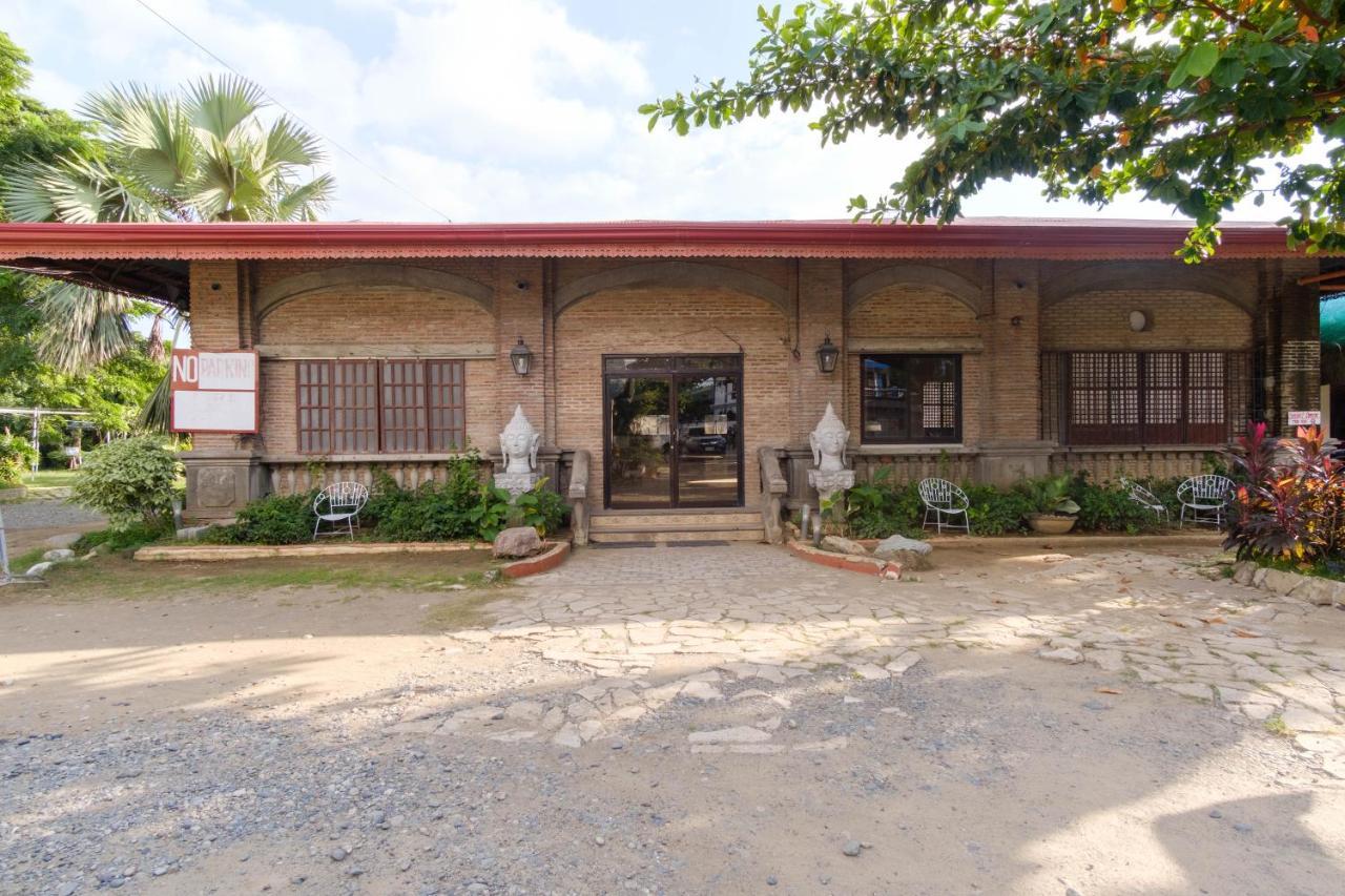 Reddoorz Plus Near Vigan Convention Center Dış mekan fotoğraf