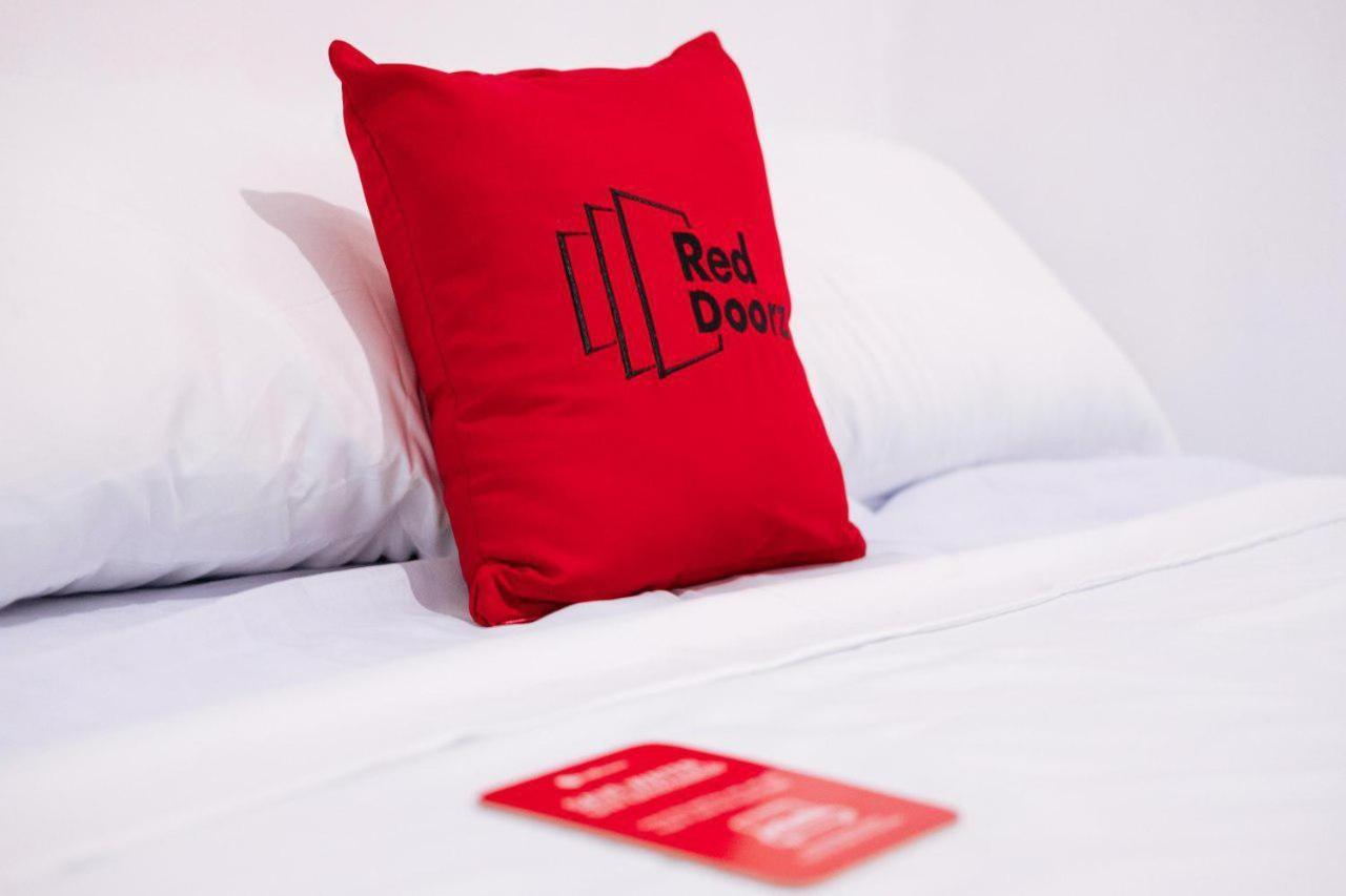 Reddoorz Plus Near Vigan Convention Center Dış mekan fotoğraf